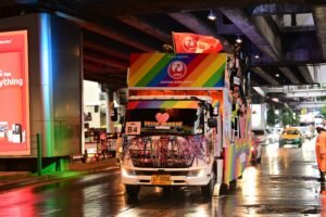 เจแปนแอร์ไลน์ เนรมิตขบวนไพรด์พาเหรดสุดอลังการ “Journey on the Rainbow Sky” ฉลองถนนสีรุ้งแห่งความเท่าเทียมใจกลางกรุงเทพฯ ในงาน “LOVE PRIDE PARADE BANGKOK 2025” 