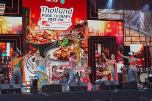 “นภินทร” รมต.ประจำสำนักนายกฯ นำทัพเปิด Thai Street Gold Star Roadshow 3 จังหวัดต้นแบบ